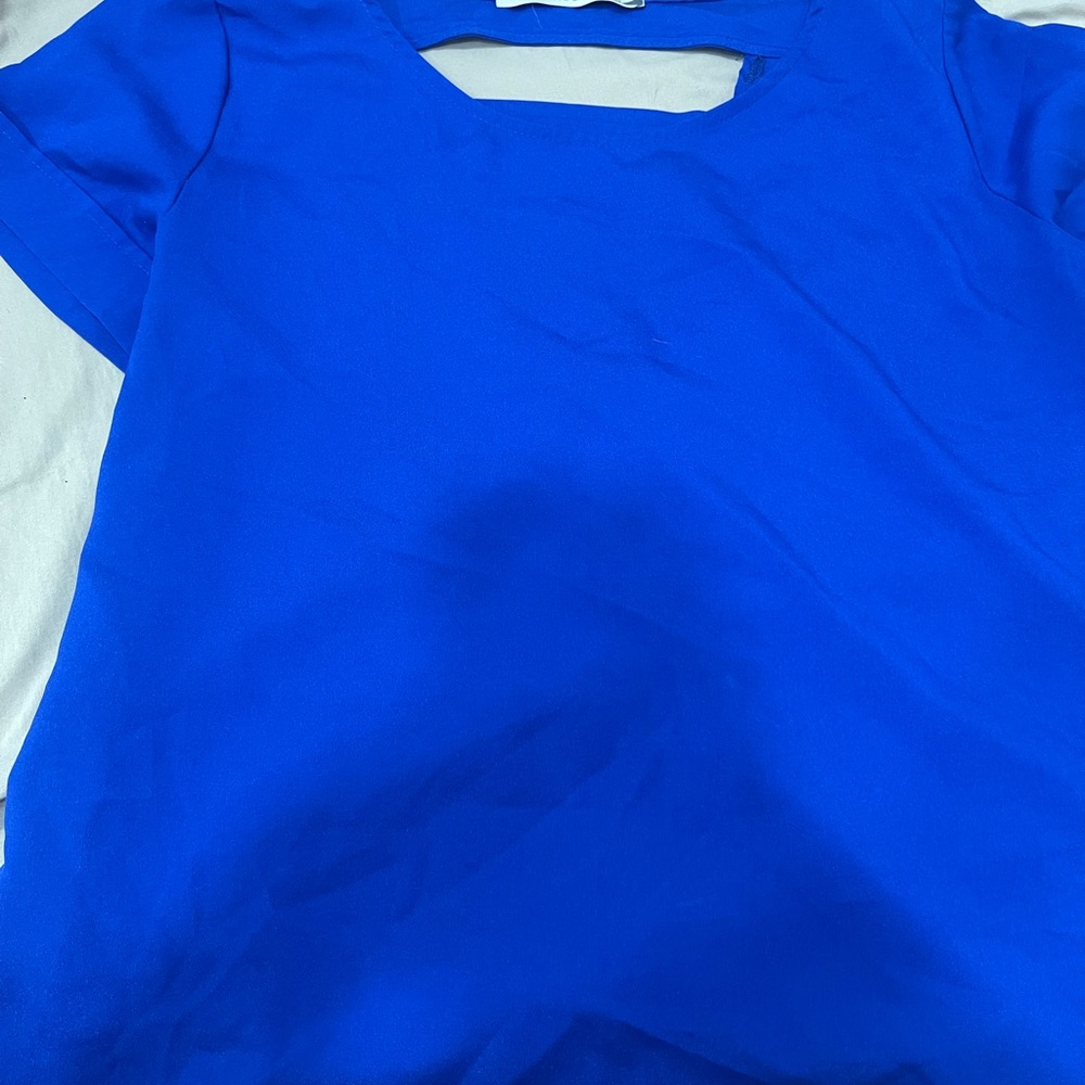 Women's Blue Top